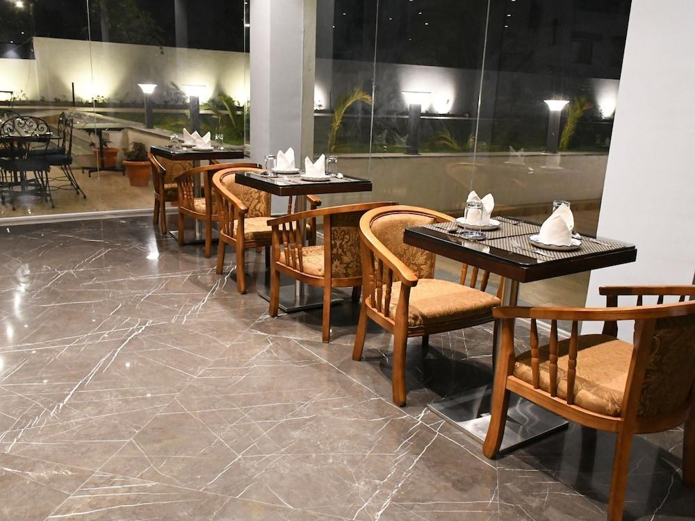 Amarpreet, Chhatrapati Sambhajinagar - Am Hotel Kollection Aurangábád Kültér fotó